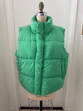 BDG Oversize Green Puffer Vest